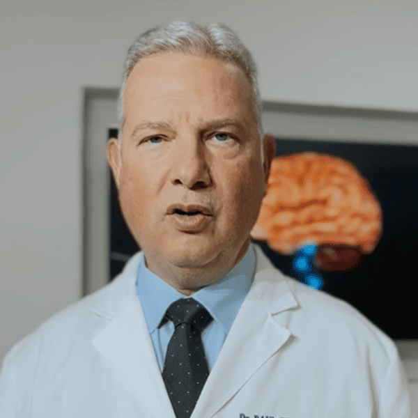 M&eacute;d. Paul Schvarzstein, Director